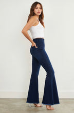 Load image into Gallery viewer, Raw Hem Flare Jeans
